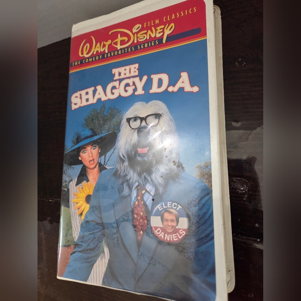 Walt Disney The Shaggy D.A. VHS Vintage - Picture 2 of 7